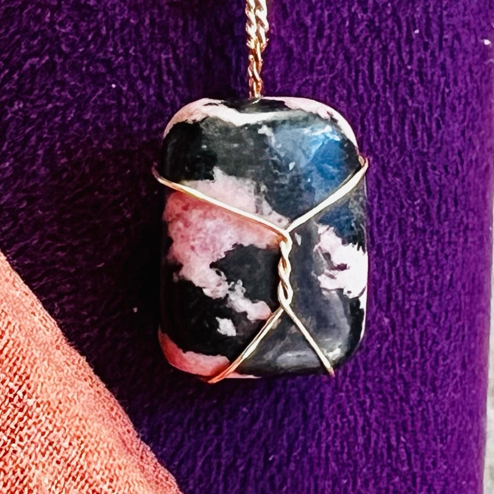 Handmade Rhodonite Pendant necklace - Picture 3 of 5